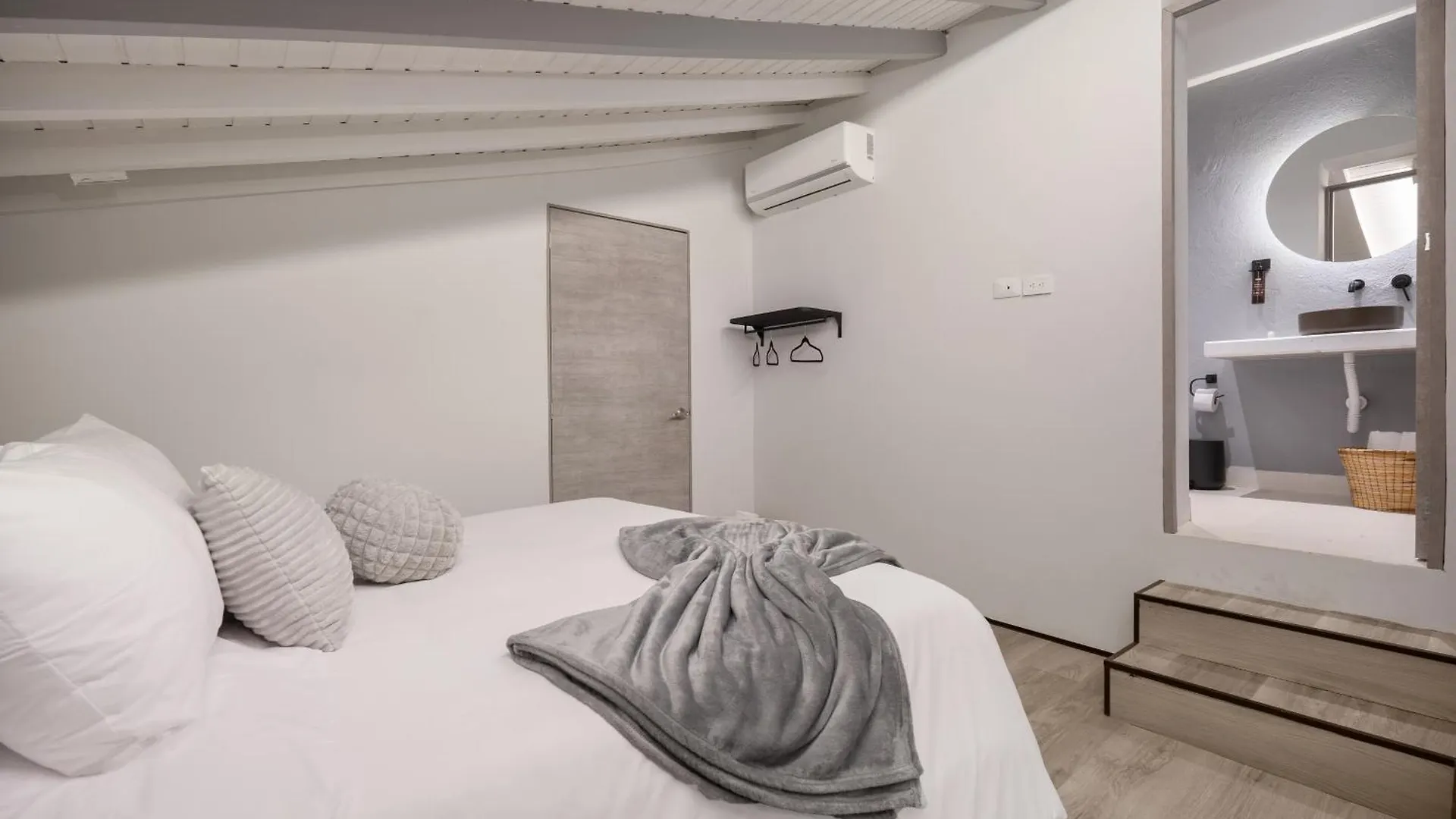 Nago Hometel Boutique Medellín Hotel