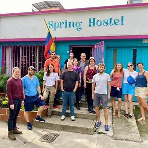  Hostal Spring
